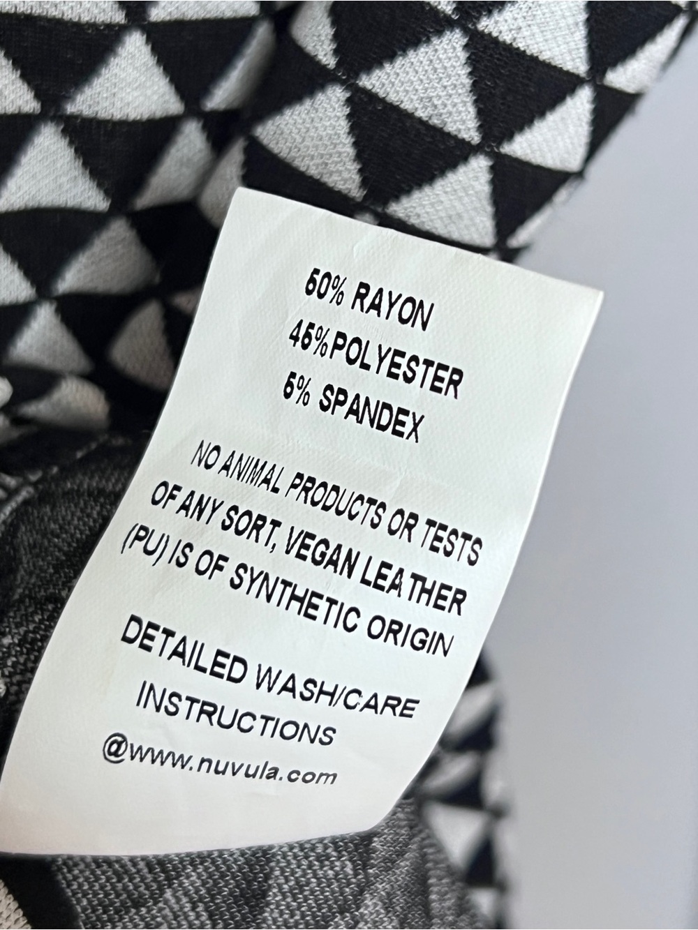 Nuvula Black & White Geometric Long-Sleeve Top with Orange Corduroy Collar - Picture 10 of 14